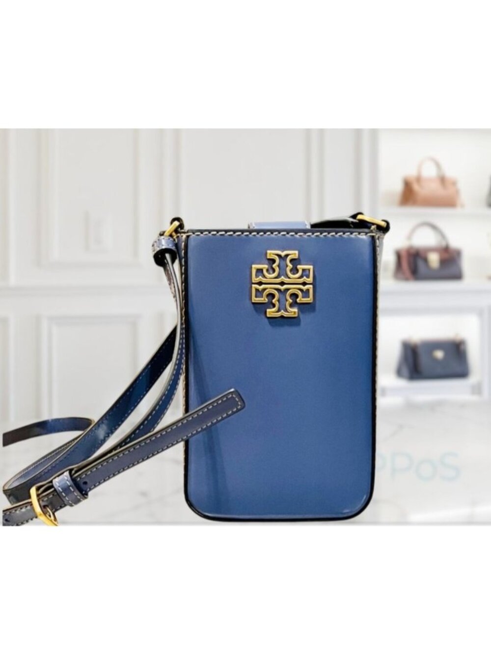 Auth Tory Burch Periwinkle Britten Patent Leather Crossbody/Cellphone Bag